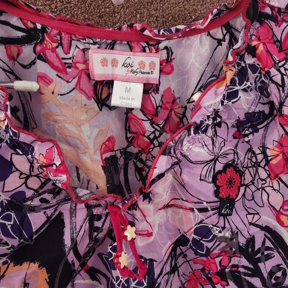 Koi Vibrant Purple and Pink Floral Top